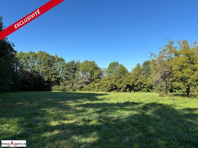 Terrain constructible - 14 790 m²