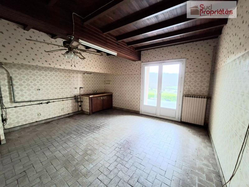 Maison ancienne - 170 m² - 8 pièces