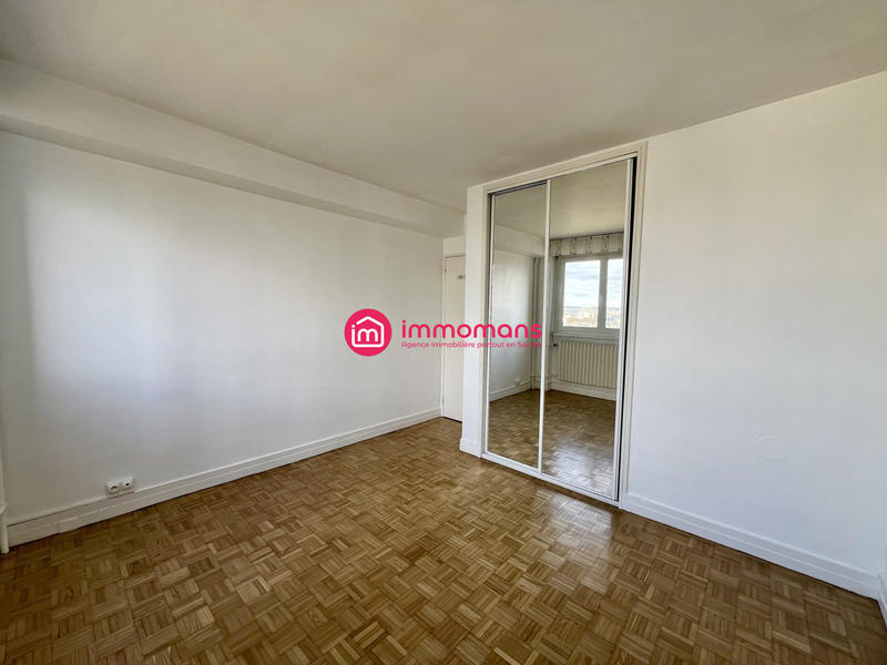 Appartement - 102 m² - 4 pièces