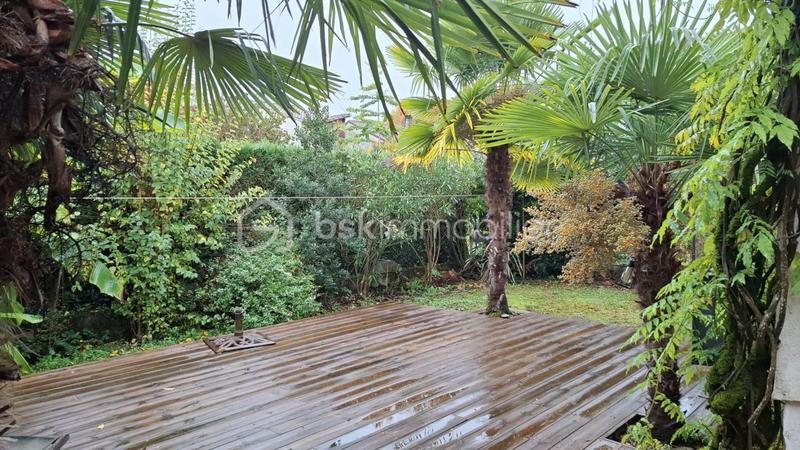 Maison de ville - 137 m² - 5 pièces