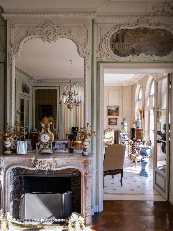 Manoir - 1 000 m² - 25 pièces