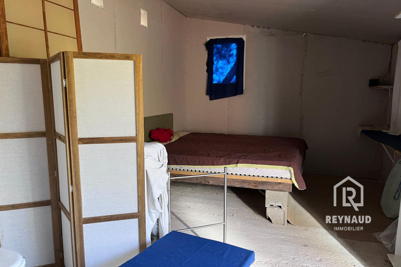 Mazet - 33 m² - 2 pièces