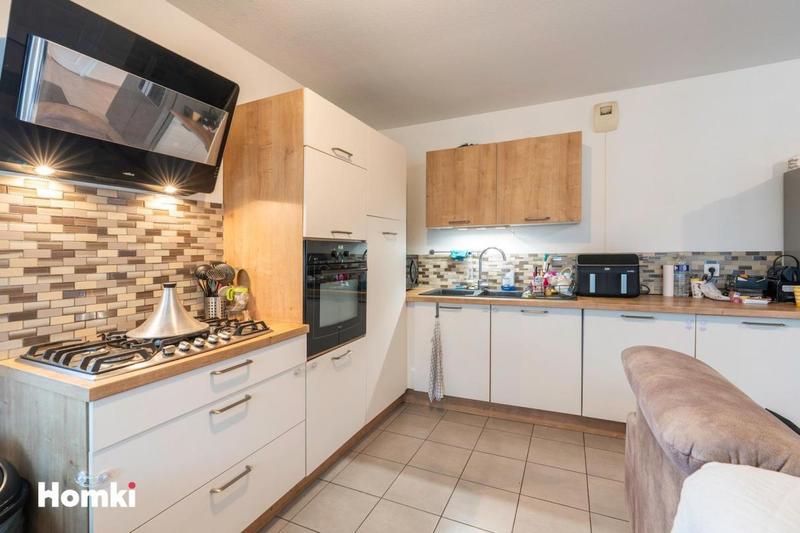 Appartement - 81 m² - 4 pièces