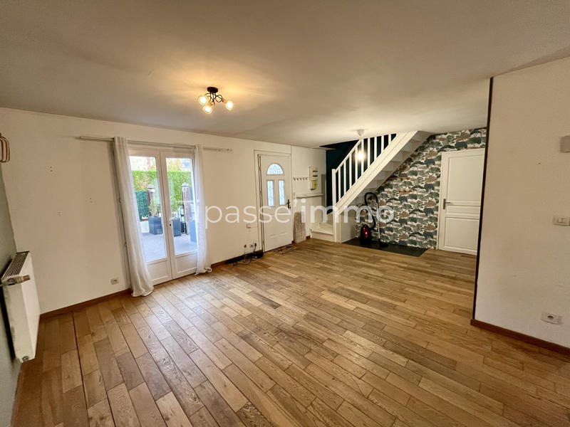 Maison - 143 m² - 6 pièces