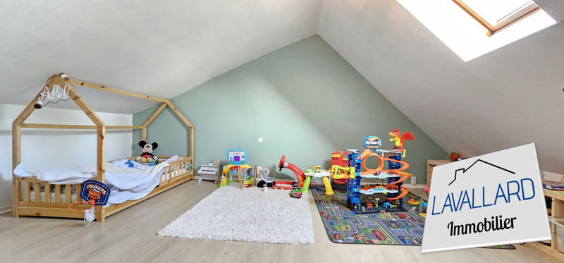 Maison - 120 m² - 4 pièces