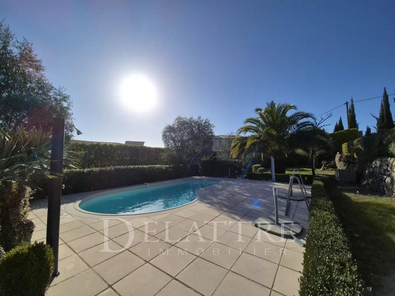 Villa - 160 m² - 6 pièces