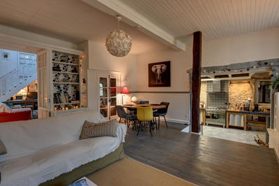 Maison - 198 m² - 8 pièces