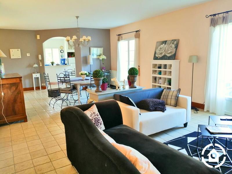 Maison - 143 m² - 6 pièces