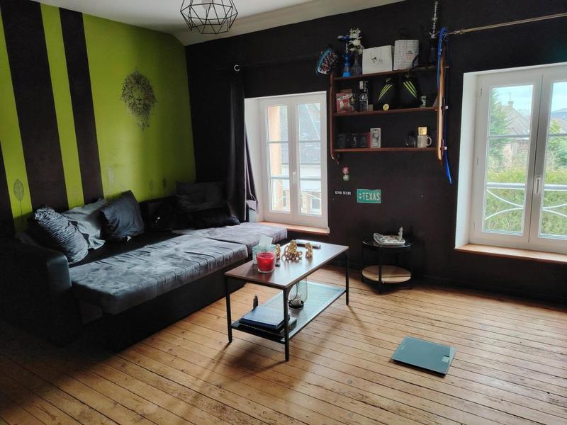 Maison - 225 m² - 10 pièces