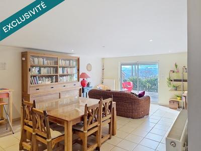 Maison - 196 m² - 7 pièces