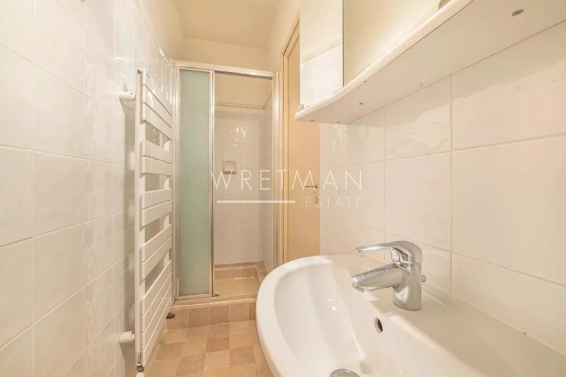 Appartement - 179 m² - 5 pièces