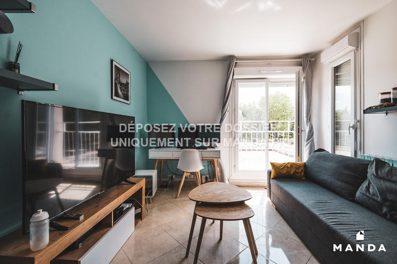 Chambre - 10 m² - 4 pièces