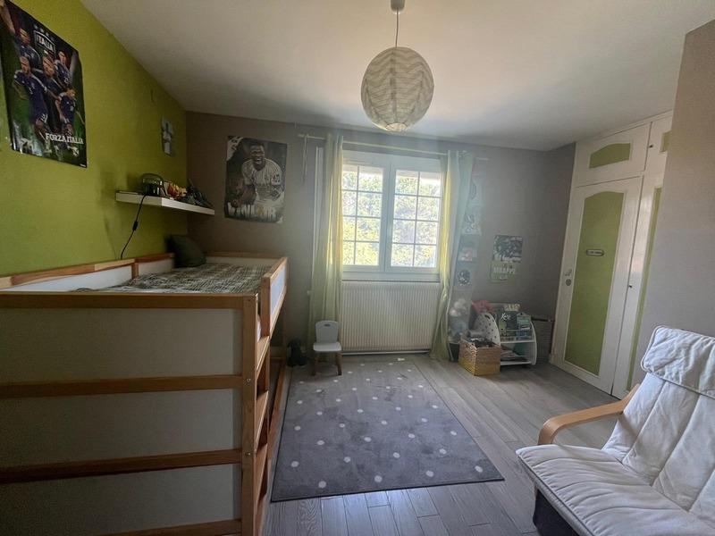 Maison - 140 m² - 7 pièces