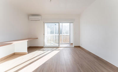 Appartement - 80 m² - 3 pièces