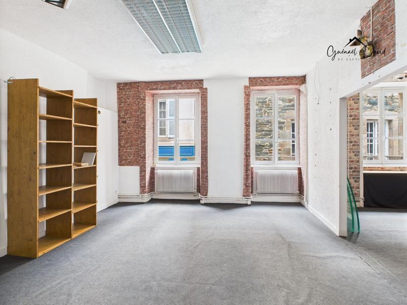 Local commercial - 155 m² - 5 pièces