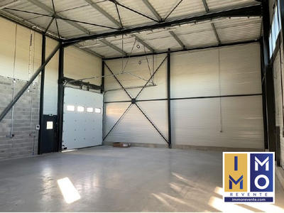 Local d'activités - 314 m²