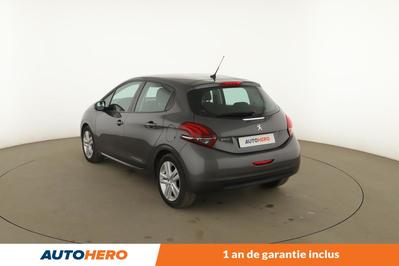 Peugeot 208 1.2 PureTech Signature 5p 82 ch