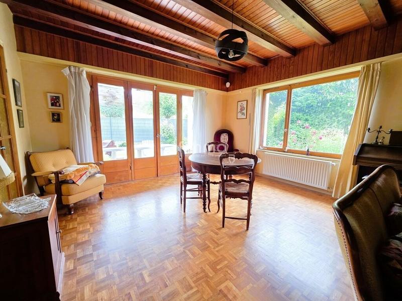 Maison - 110 m² - 6 pièces