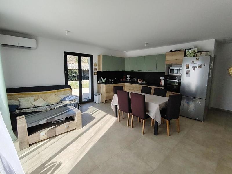 Maison - 180 m² - 7 pièces