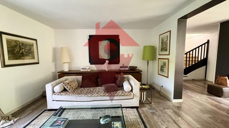 Maison - 113 m² - 5 pièces