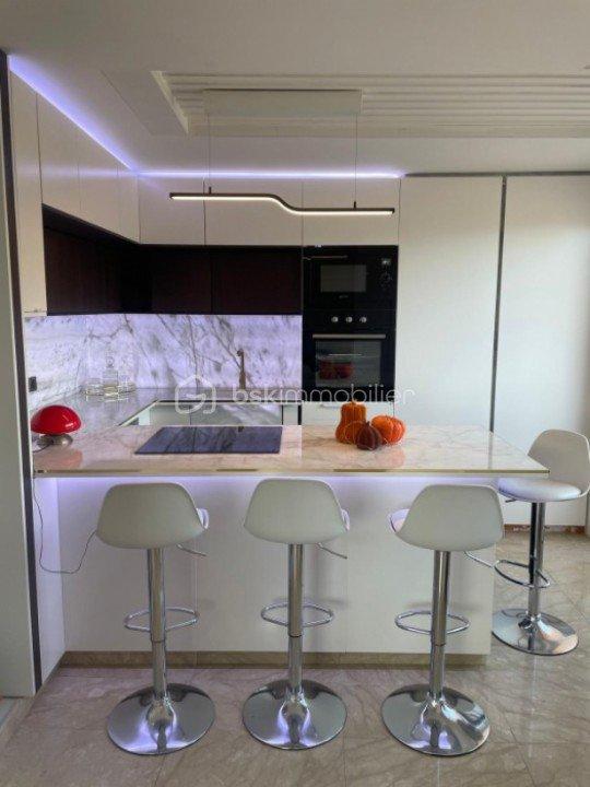 Duplex - 105 m² - 4 pièces