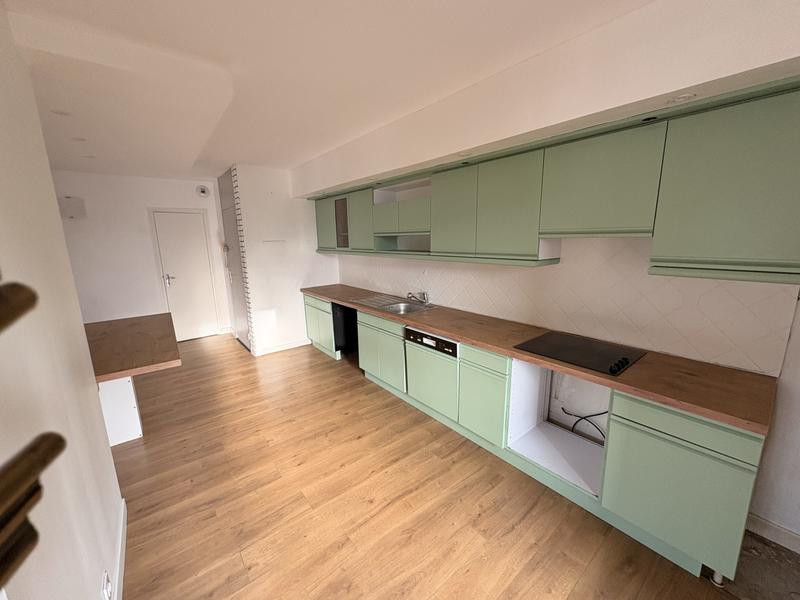 Appartement - 90 m² - 4 pièces