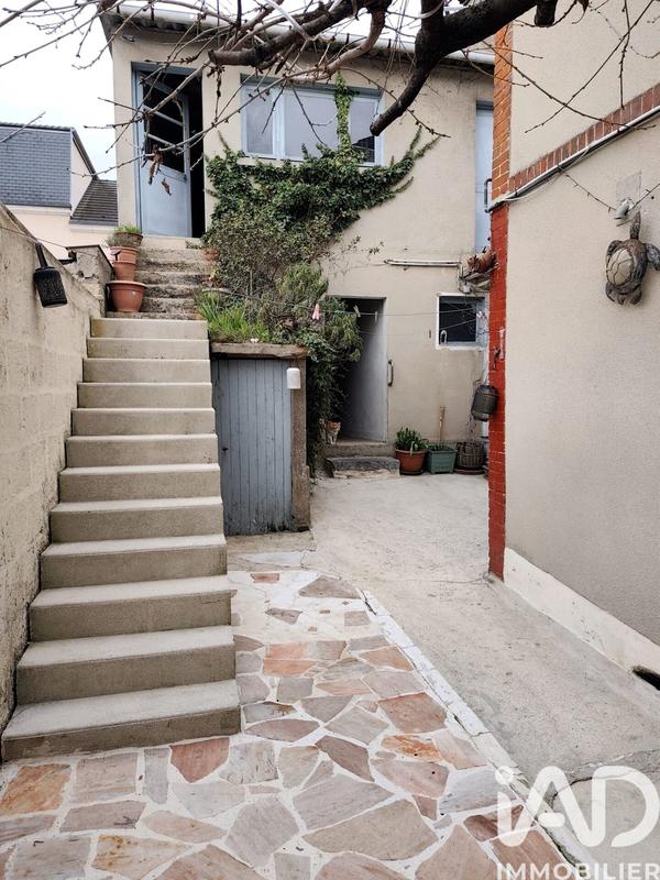 Maison - 105 m² - 5 pièces