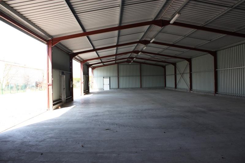 Entrepôt - 447 m² - 1 pièce