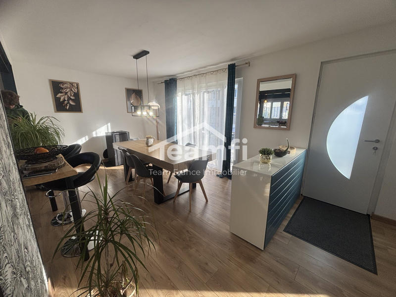 Maison - 91 m² - 4 pièces