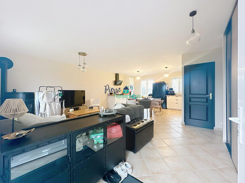 Maison - 98 m² - 4 pièces