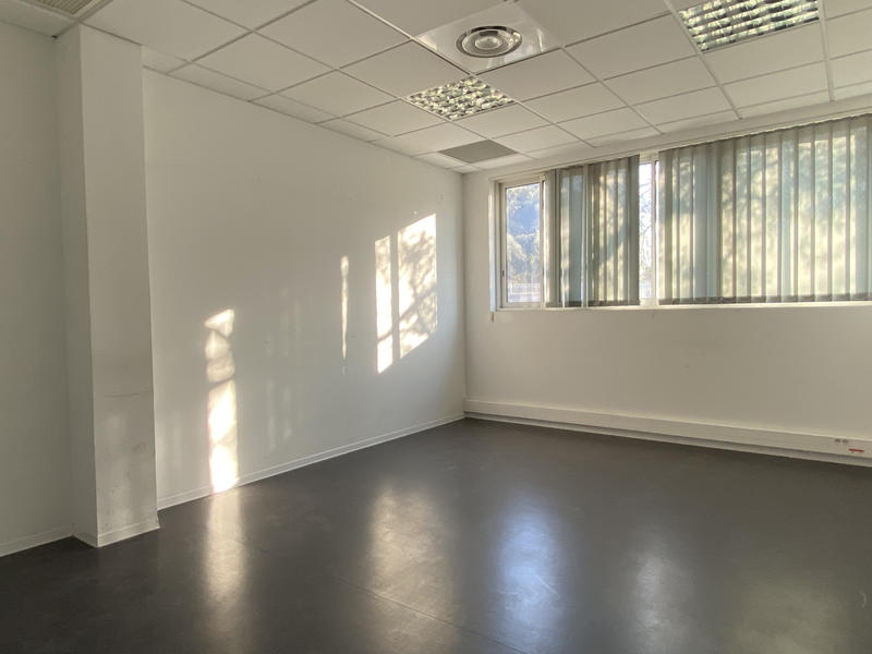 Bureau - 91 m²