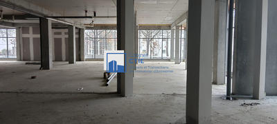 Local commercial - 576 m²