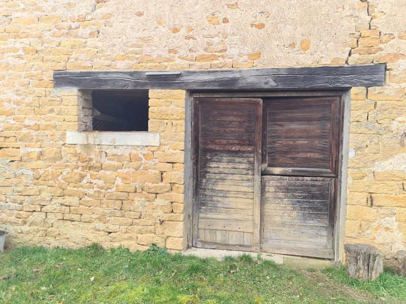 Maison - 270 m² - 1 pièce