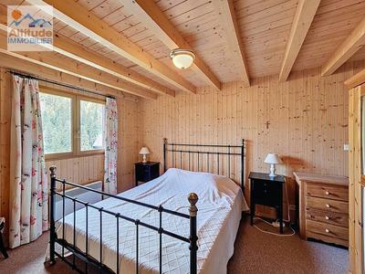 Maison - 143 m² - 8 pièces