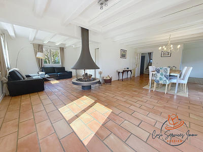 Villa - 200 m² - 7 pièces