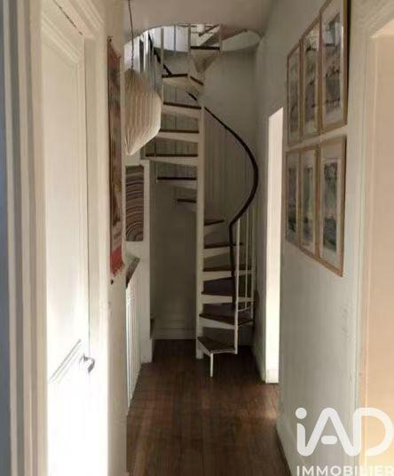 Maison - 92 m² - 5 pièces