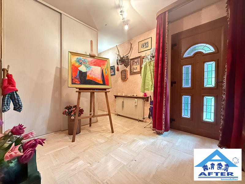 Maison - 203 m² - 7 pièces