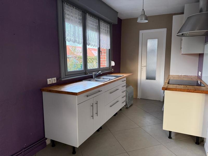 Maison - 90 m² - 5 pièces