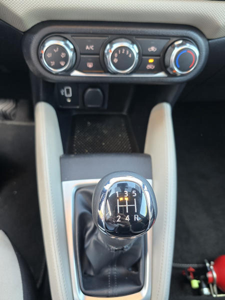 Nissan Micra 1.0 Ig-T n-Connecta