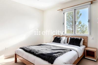 Maison - 167 m² - 7 pièces