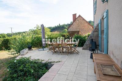 Maison - 480 m² - 13 pièces