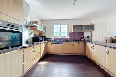 Villa - 101 m² - 4 pièces