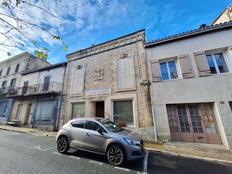 Maison ancienne - 248 m² - 6 pièces