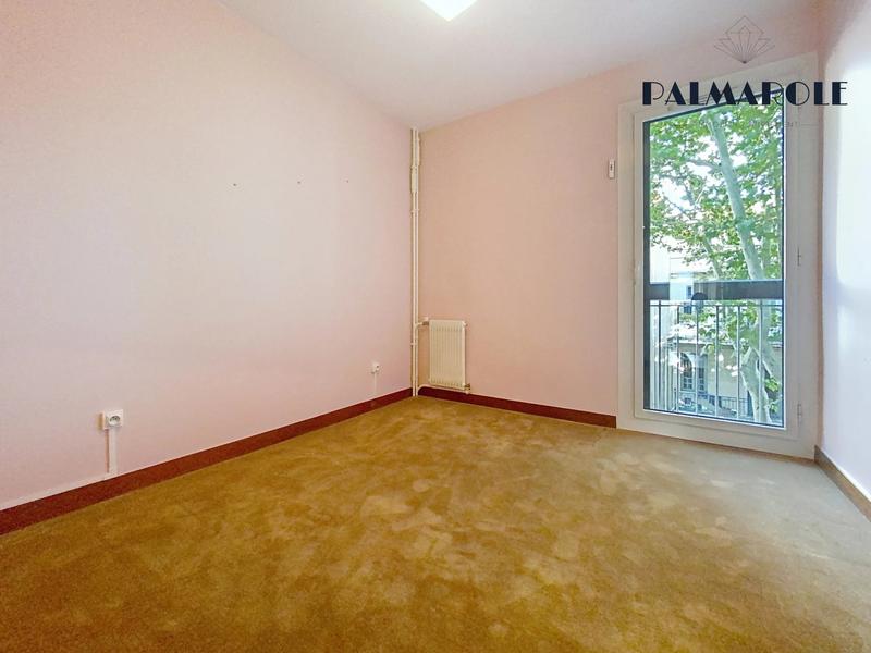 Appartement - 100 m² - 4 pièces