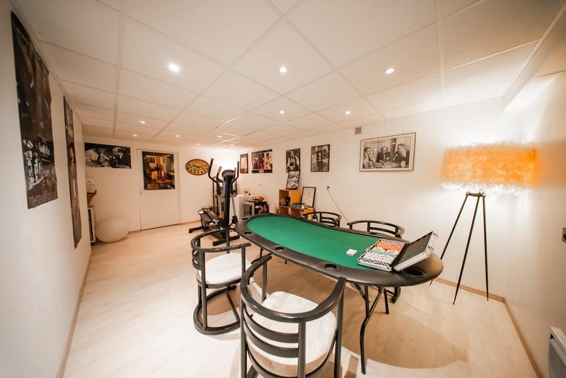 Maison - 148 m² - 6 pièces