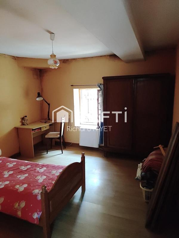 Maison - 151 m² - 6 pièces