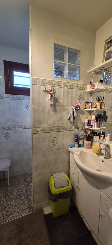 Maison - 93 m² - 5 pièces