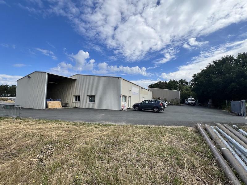 Local d'activités - 635 m² - 7 pièces