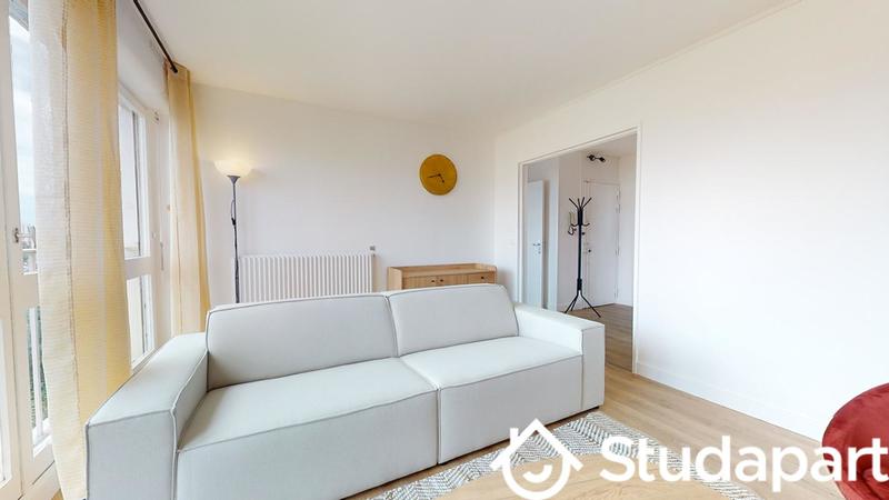 Chambre - 9 m² - 1 pièce