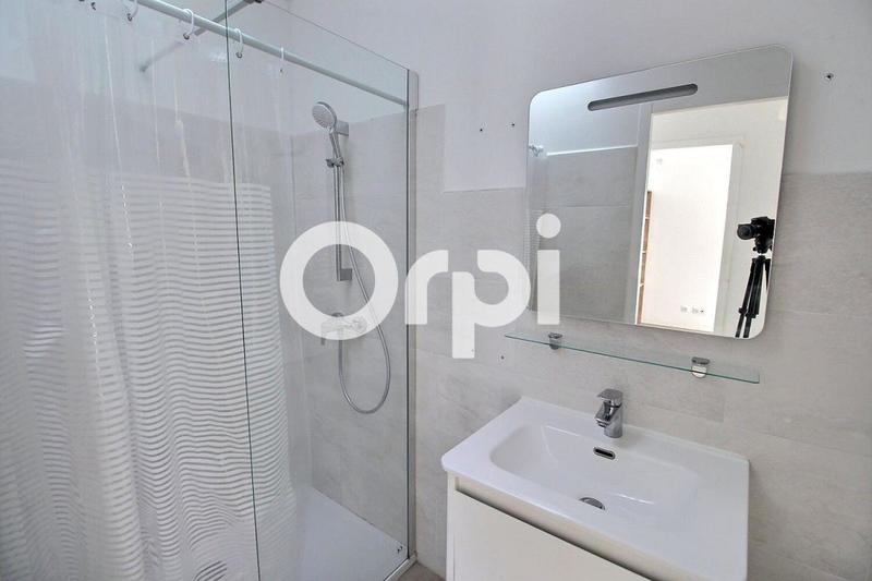 Maison - 170 m² - 3 pièces